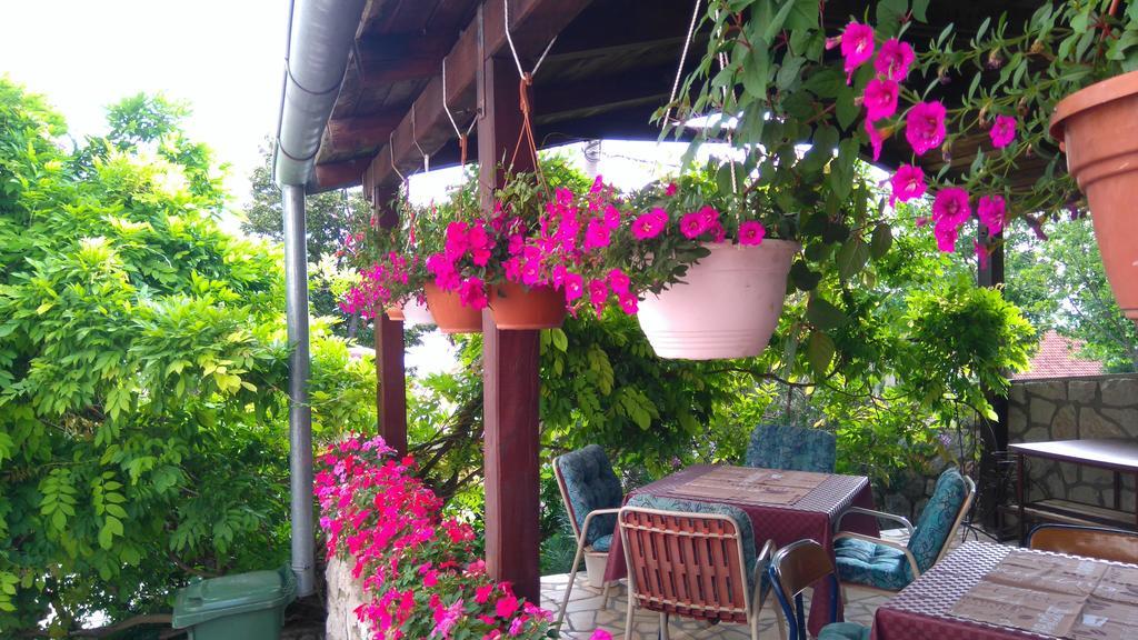 Guest House Djurdjica Драмал Екстериор снимка