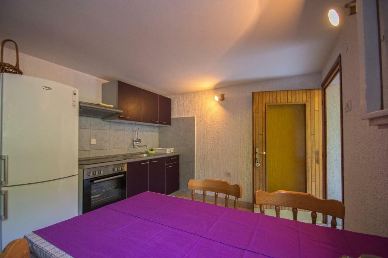Guest House Djurdjica Драмал Екстериор снимка
